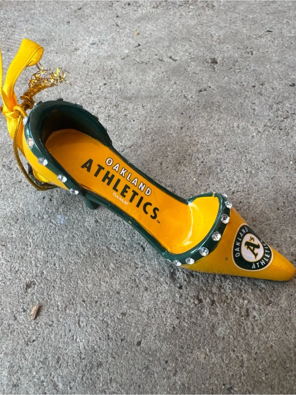Oakland Athletics Yellow & Green High Heel Christmas‎ Ornament